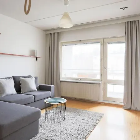 Next To Metro In Matinkylae, Free Car Park, Free Wifi Apartamento